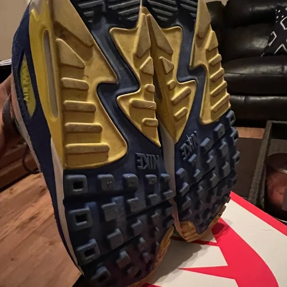 Nike Air Max Sneakers in Pink, Green, Yellow, and Blue - Picture 4 of 4